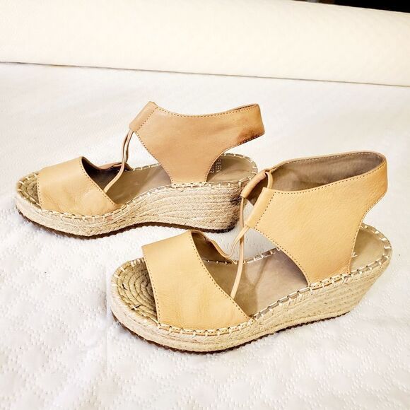 Eileen Fisher Whim Wedge Tan Sandal Wedges Size 6.5 - Picture 4 of 10